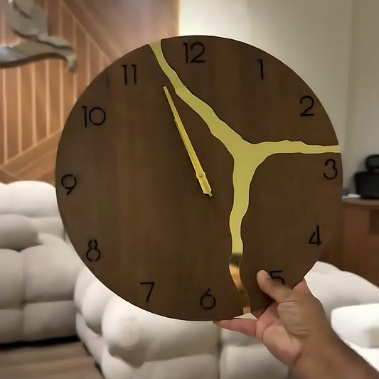 ✦Fracture Wall Clock